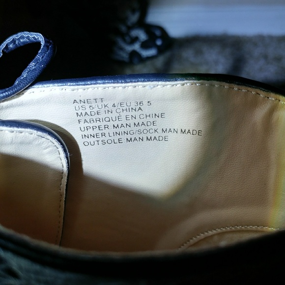 Cute black & white heels - Picture 3 of 7